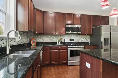 2313 Avalon Drive, Buffalo Grove, IL 60089 - Photo 10