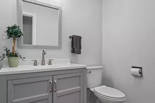 627 S Patton Ave, Arlington Heights, IL 60005 - Photo 16