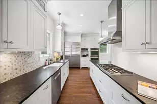 1001 Lake Ave, Wilmette, IL 60091 - Photo 16