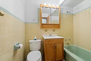 5512 Warren St, Morton Grove, IL 60053 - Photo 16