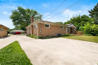 5512 Warren Street, Morton Grove, IL 60053 - Photo 22
