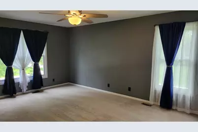 4001 Acacia Drive, Crystal Lake, IL 60012 - Photo 6