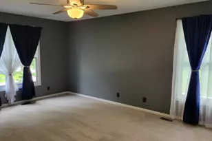 4001 Acacia Dr, Crystal Lake, IL 60012 - Photo 6