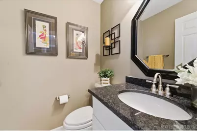 990 Pinecrest Drive, Sugar Grove, IL 60554 - Photo 14