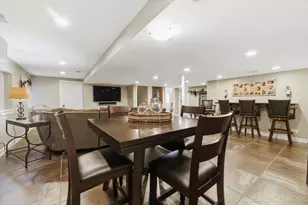 990 Pinecrest Dr, Sugar Grove, IL 60554 - Photo 32