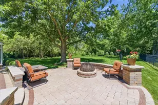 990 Pinecrest Dr, Sugar Grove, IL 60554 - Photo 38