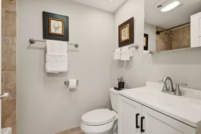 150 S Oak Park Avenue S #401, Oak Park, IL 60302 - Photo 16