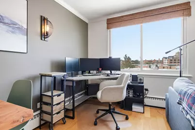 150 S Oak Park Avenue S #401, Oak Park, IL 60302 - Photo 6