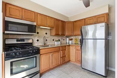 150 S Oak Park Avenue S #401, Oak Park, IL 60302 - Photo 12
