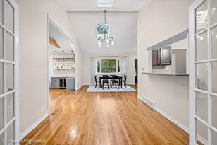 1011 W Wildwood Dr, Prospect Heights, IL 60070 - Photo 14