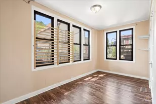 655 W 43rd Pl, Chicago, IL 60609 - Photo 10