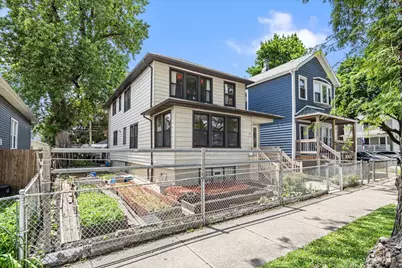 655 W 43rd Place, Chicago, IL 60609 - Photo 2