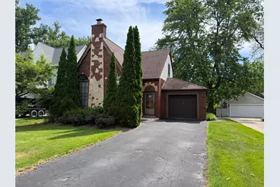 165 S Fairview Avenue, Elmhurst, IL 60126 - Photo 2