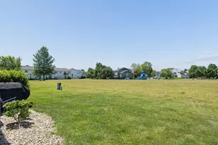16516 S Windsor Ln, Lockport, IL 60441 - Photo 18