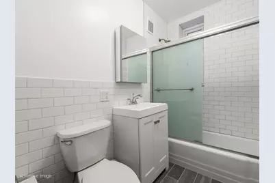 230 W Saint Paul Avenue, Chicago, IL 60614 - Photo 8