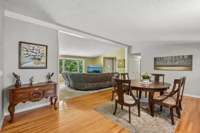 6511 Sands Road, Crystal Lake, IL 60014 - Photo 8