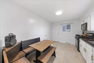 14000 S Hoxie Avenue, Burnham, IL 60633 - Photo 6