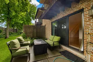1828 Wildberry Dr, Glenview, IL 60025 - Photo 28