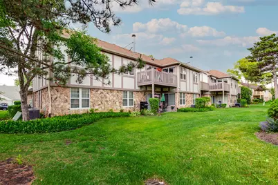1261 Streamwood Lane #327, Vernon Hills, IL 60061 - Photo 22