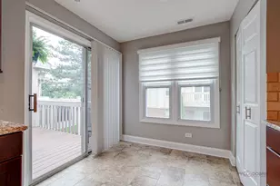 1261 Streamwood Ln, Vernon Hills, IL 60061 - Photo 10