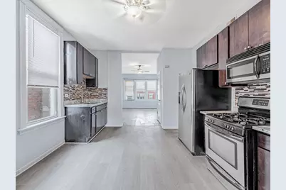2749 S Trumbull Avenue, Chicago, IL 60623 - Photo 10