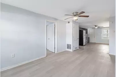 2749 S Trumbull Avenue, Chicago, IL 60623 - Photo 4