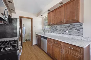 [Address not provided], Carol Stream, IL 60188 - Photo 20