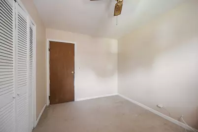 [Address not provided], Carol Stream, IL 60188 - Photo 8