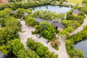 5537 E Lake Dr, Lisle, IL 60532 - Photo 18