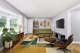 8022 Central Ave, Morton Grove, IL 60053 - Photo 2
