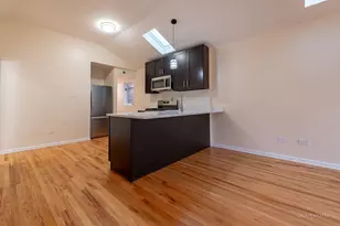 2435 W Polk St, Chicago, IL 60612 - Photo 8