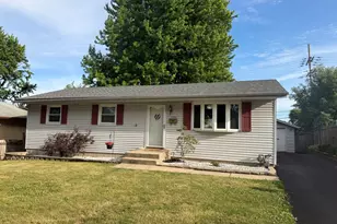 1706 Notre Dame Rd, Rockford, IL 61103 - Photo 1