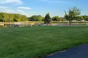 55 Vail Colony, Fox Lake, IL 60020 - Photo 4