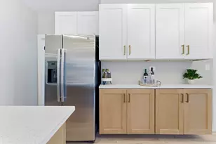 8934 S Euclid Ave, Chicago, IL 60617 - Photo 12