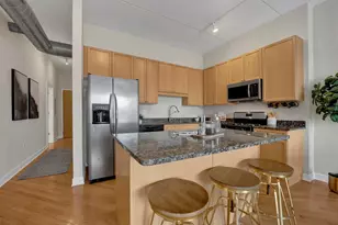 3125 W Fullerton Ave, Chicago, IL 60647 - Photo 8