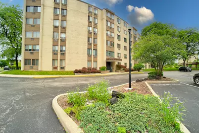 9740 S Pulaski Road #105, Oak Lawn, IL 60453 - Photo 1