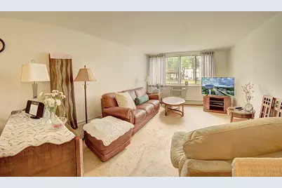 9740 S Pulaski Road #105, Oak Lawn, IL 60453 - Photo 6