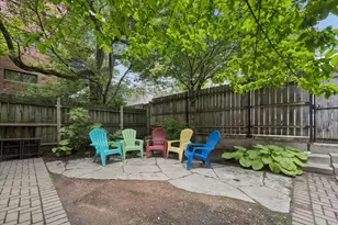 832 W Roscoe St, Chicago, IL 60657 - Photo 20