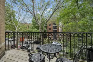 832 W Roscoe St, Chicago, IL 60657 - Photo 12