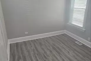 5605 N Keystone Ave, Chicago, IL 60646 - Photo 6