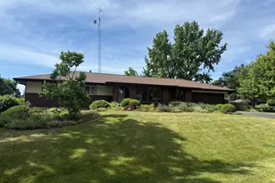 6161 Cathedral Ct, Rockford, IL 61109 - Photo 1