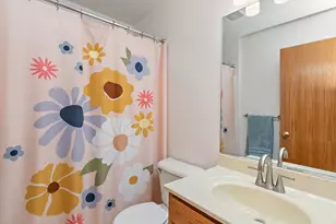 924 S Locust St, Sycamore, IL 60178 - Photo 16
