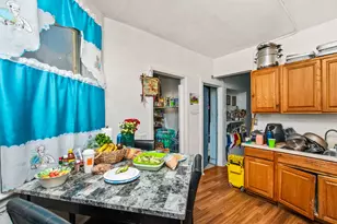 1630 W Melrose St, Chicago, IL 60657 - Photo 8