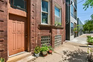 1630 W Melrose St, Chicago, IL 60657 - Photo 2