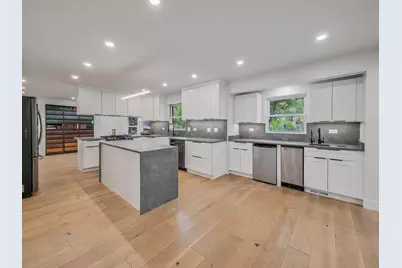 720 Olive Parkway, Bartlett, IL 60103 - Photo 10