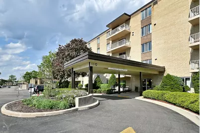 110 W Butterfield Road #302S, Elmhurst, IL 60126 - Photo 2