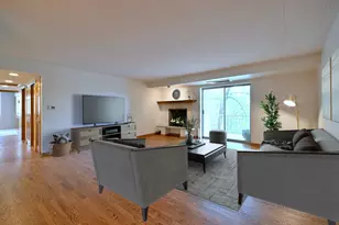 110 W Butterfield Rd, Elmhurst, IL 60126 - Photo 4