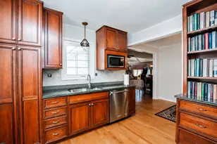 3912 W 107th St, Chicago, IL 60655 - Photo 8