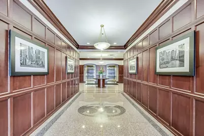 33 W Huron Street #502, Chicago, IL 60654 - Photo 2