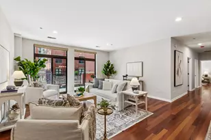 33 W Huron St, Chicago, IL 60654 - Photo 6
